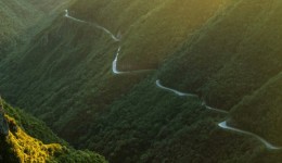 Turismo brasileiro registra 15º mês seguido de crescimento e supera meta anual
