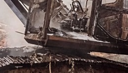 Máquina florestal é destruída por incêndio durante trabalho no interior de Vargem Bonita