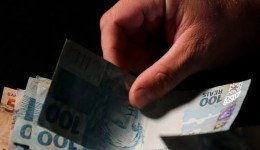 Endividamento das famílias sobe para 49,9%