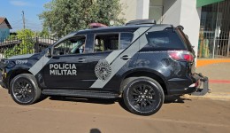 Terceiro poste é derrubado por contrabandistas durante fuga de carreta