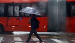 Nova frente fria traz chuva ao Paraná no fim de semana