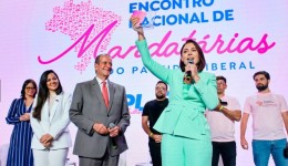 Michelle Bolsonaro admite candidatura à Presidência e promete ser “leoa” por conservadores