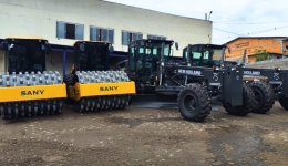 Município recebe novas máquinas para intensificar recuperação das estradas rurais