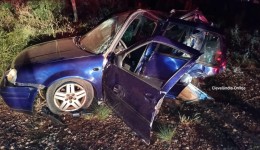 Colisão entre caminhonete e veículo parado deixa jovem ferido na PRC-280