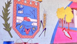 Dois Vizinhos ganha novo cartão-postal: mural do projeto "Dois Vizinhos, Dois Olhares" é concluído