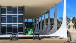 Moraes manda prender Filipe Martins, ex-assessor de Bolsonaro