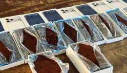 Caixas que simulavam celulares são encontradas com barro em van na Ponte da Amizade