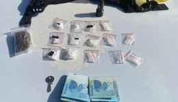 PM apreende adolescente por tráfico de drogas e veículo