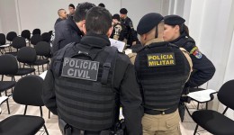 PCPR e PMPR prendem oito pessoas ligadas ao tráfico