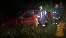 Homem e criança ficam feridos em acidente na PR-481
