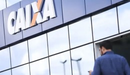 Bancários da Caixa entram em greve por tempo indeterminado no Paraná
