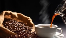 Preço do café cai novamente mas voltará a subir até 15%
