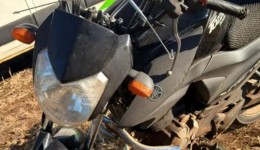 Motociclista fica ferido após queda na PR-562