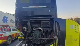 Colisão envolve quatro veículos na BR-376