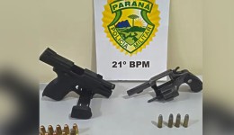Homem é preso com armas de fogo após tentar fugir de abordagem