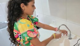 Sanepar amplia rede de esgoto e inclui mais de 100 mil famílias