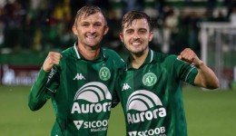 Walter Clar e Carvalheira são os únicos atletas de linha a jogarem todos os jogos da Série B 2025