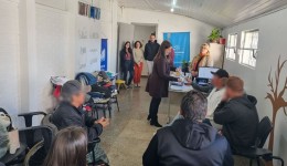 Pessoas do regime semiaberto tem momento de confraternização no Escritório Social do DEPPEN