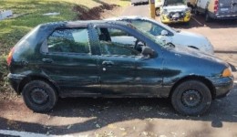 Homens são presos por comprar carro em troca de pedra de crack