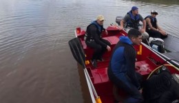 Buscas por jovem que desapareceu em represa após barco dar pane durante campeonato de pesca no Paraná entram no 3º dia