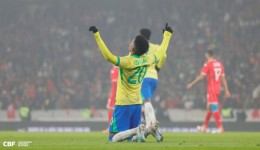 Brasil desperdiça pênalti e não passa de empate com Tunísia