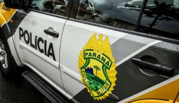 Polícia recupera veículo furtado e prende duas pessoas