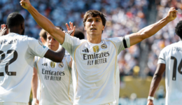 Real Madrid vence Borussia Dortmund e avança à semifinal contra o PSG