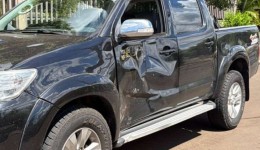 Motociclista fica ferido após colisão com carro