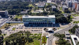 Governo do Paraná nomeia 572 novos servidores para reforçar o quadro do Poder Executivo