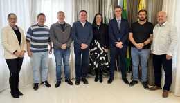 Pedron recebe promotores para debater sobre nova sede do Ministério Público
