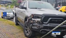 Motorista sofre mal súbito ao volante provoca acidente
