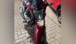 Motociclista fica ferido em colisão com carro na Rua Teresópolis