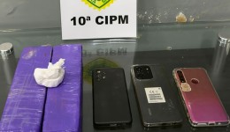 Dois homens são presos e adolescente é apreendido com drogas