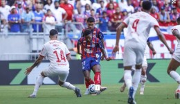 Bahia vence o Red Bull Bragantino de virada com dois gols de Willian José