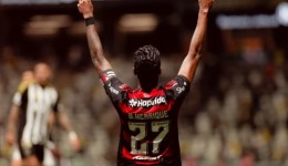 Flamengo empata com o Atlético-MG e fica perto do título brasileiro