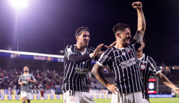 Corinthians vence o Bragantino fora de casa e chega a seis jogos de invencibilidade