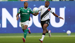 Palmeiras goleia o Vasco por 4 a 1 e amplia vantagem na liderança
