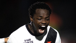 Vasco vence o Vitória com golaços e avança à semifinal