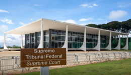 Homem é preso ao tentar invadir sede do STF em Brasília