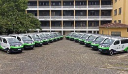 Programa Mãos Amigas é ampliado com novas vans para manutenção de escolas no Paraná