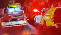 Homem esfaqueia vítima em bar e casal é preso após tentativa de homicídio