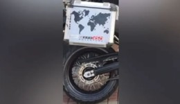 Baú de moto é perdido