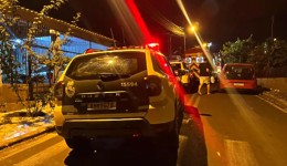 Corpo de Bombeiros combate incêndio criminoso em residência