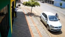 Dono de carro chama polícia para denunciar furto e descobre que veículo foi levado por engano pelo lava-rápido