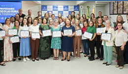 Câmara homenageia professores das antigas escolas rurais