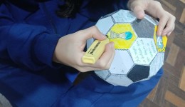 Leia Paraná lança ação inspirada na Copa do Mundo para incentivar a leitura nas escolas estaduais