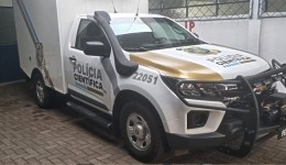 Ao tentar estrangular a ex-companheira, homem é morto a facadas pela filha dela