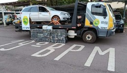 Veículo carregado com 531,8 kg de maconha é abandonado durante fuga no Oeste do Paraná