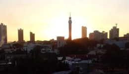 Fim de semana começa com calor, mas termina com frio