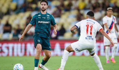 Fluminense empata sem gols com o Bahia e segue no G-4 do Brasileirão